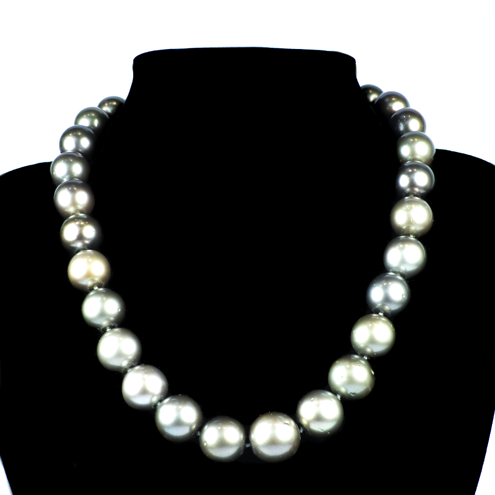 Yin Yang Black White Pearl Necklace | ReBe New York